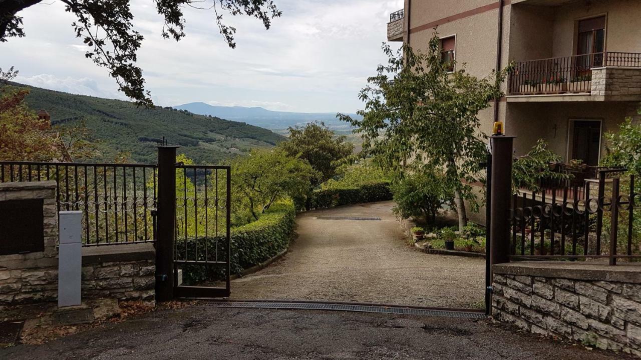 Le Casette Di Civitella La Casa Di Nonna Giulia Civitella Del Lago ภายนอก รูปภาพ