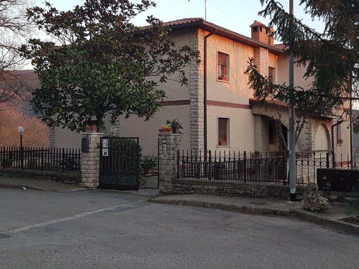 Le Casette Di Civitella La Casa Di Nonna Giulia Civitella Del Lago ภายนอก รูปภาพ